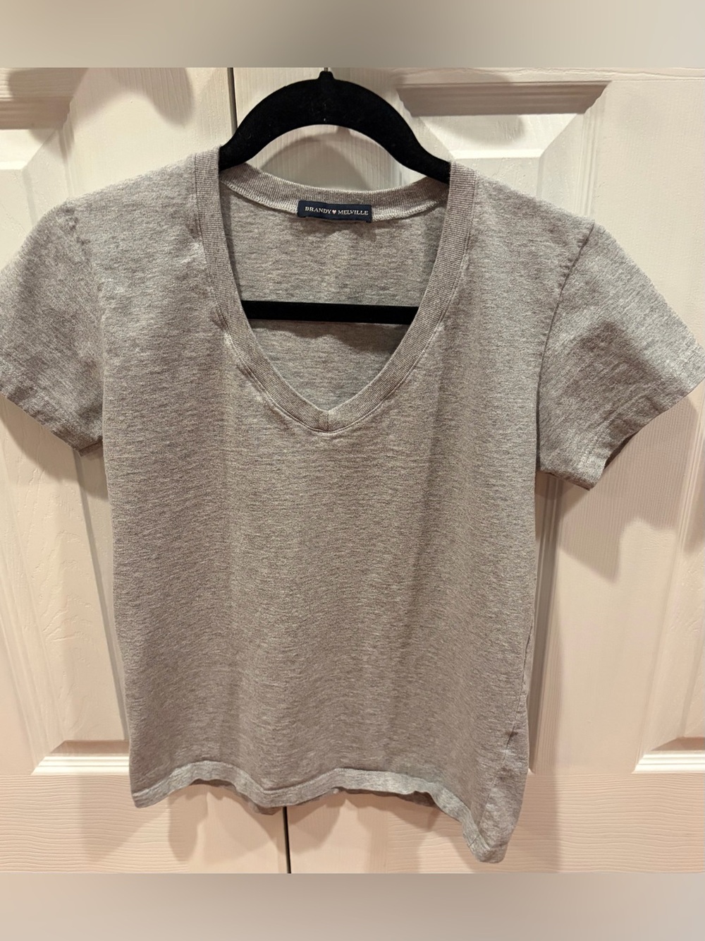Brandy Melville Light Gray V-Neck Short Sleeve Tee